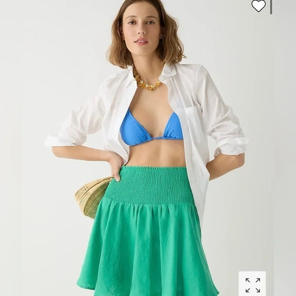 J Crew Smocked-waist linen mini skirt
Size XL
Waist: 16”
Length: 20” - Picture 1 of 7